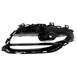 Mercedes-Benz CLA45 AMG 2017–2019 Rt Front Bumper Insert (Front) – MB1039197 product photo